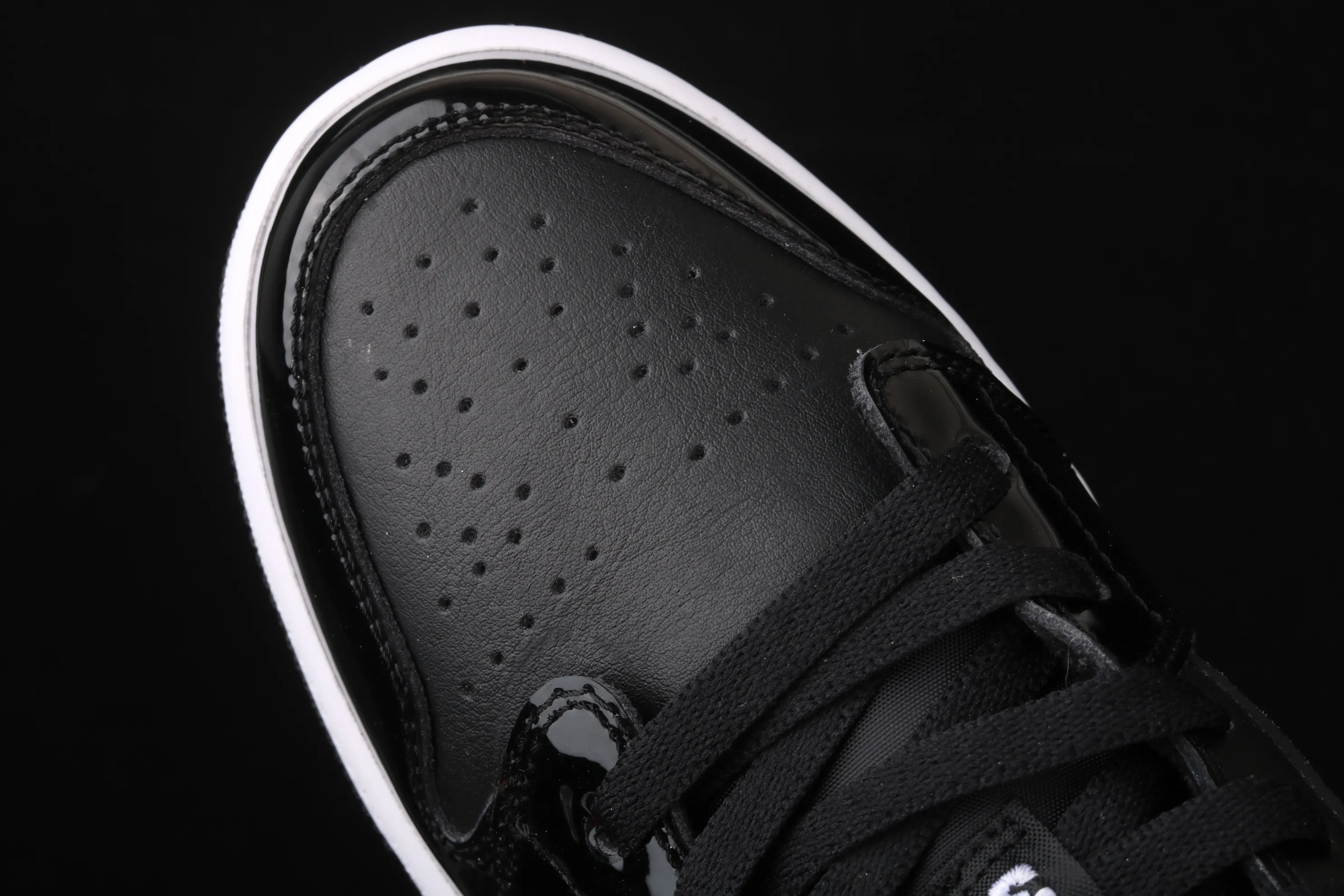 All categories Air Jordan Jordan series basketball shoes Air Jordan 1 Low Air Jordan 1 Low Black White AJ1 Joe 1 black and white small patent leather 553560-002